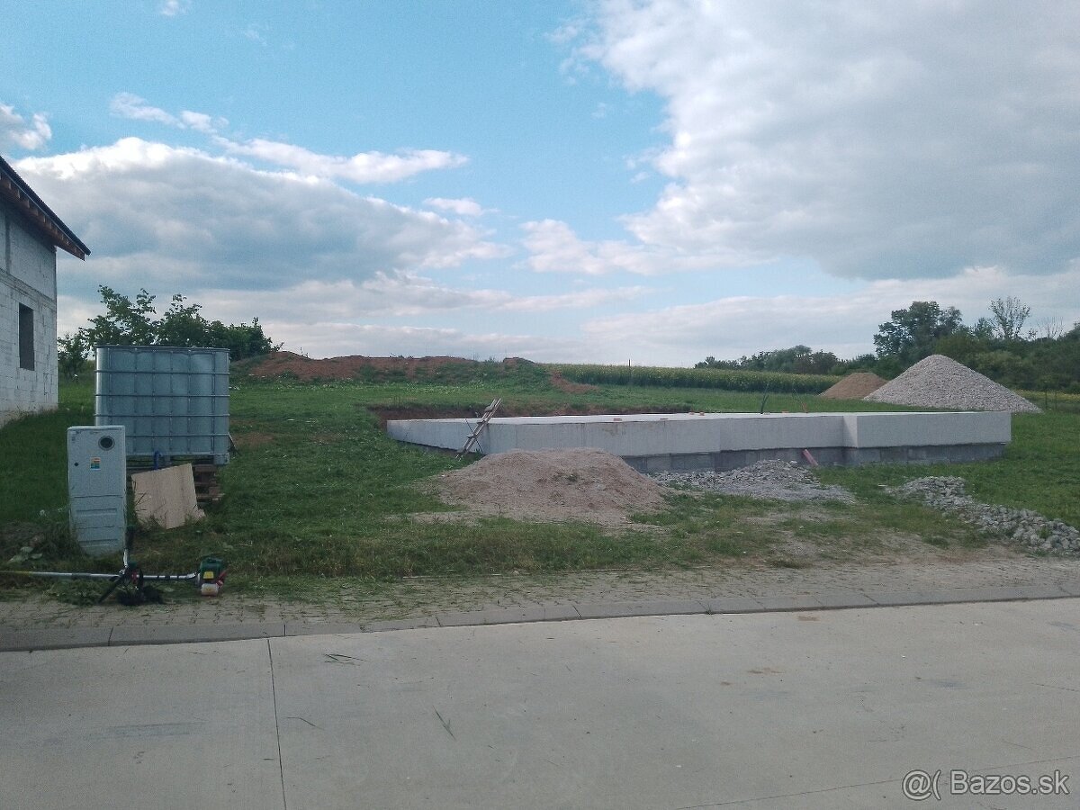 Predám stavebný pozemok