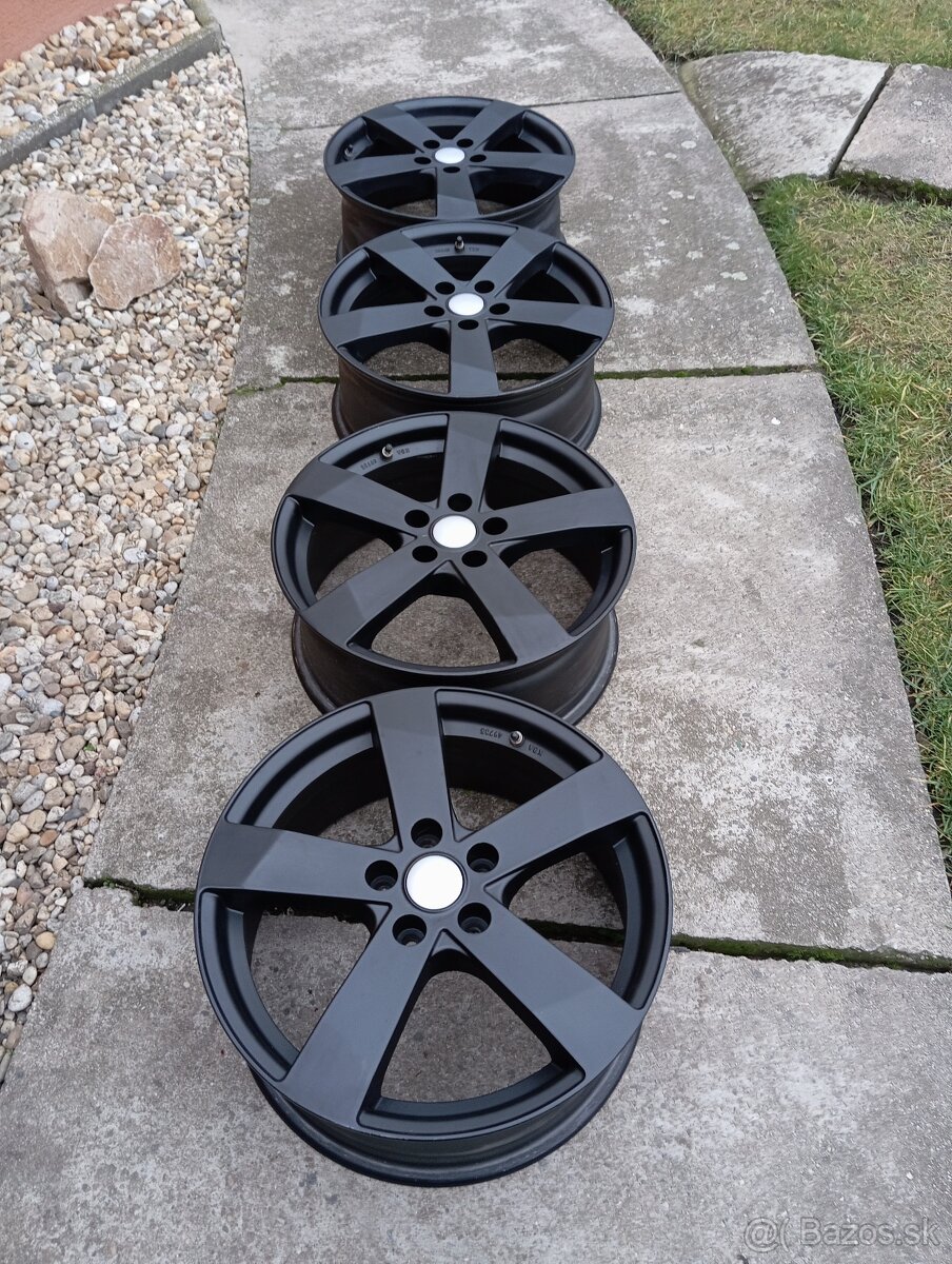 5x114, 3r18 Elektróny