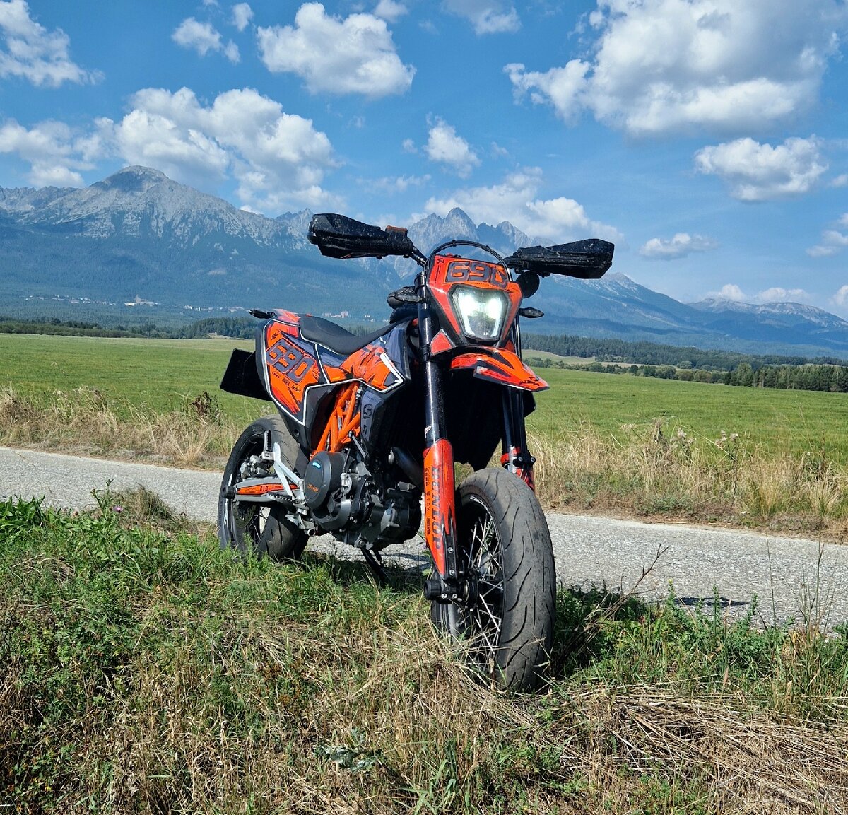 KTM 690 SMC R