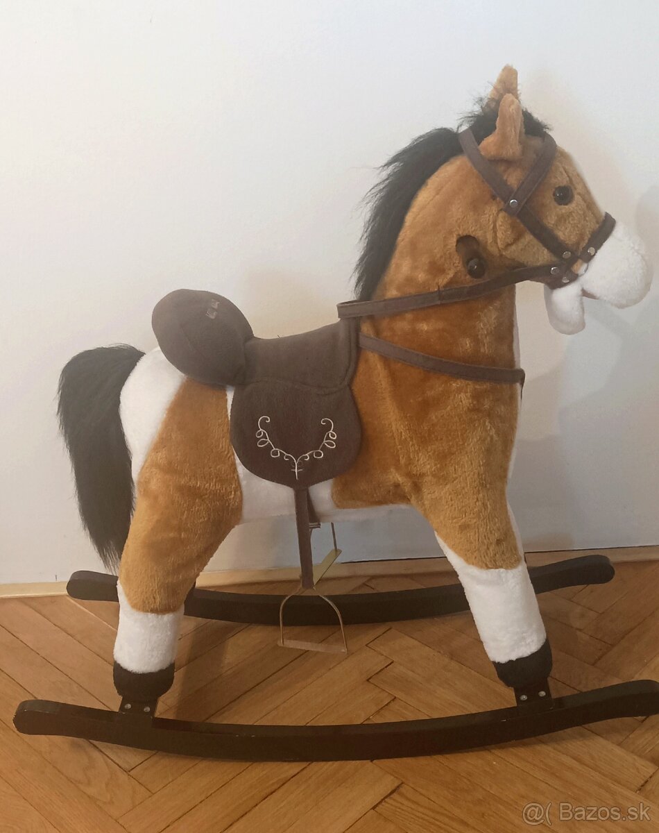 Hojdací koník značky Milly Mally