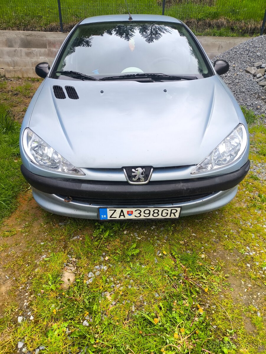 Peugeot 206