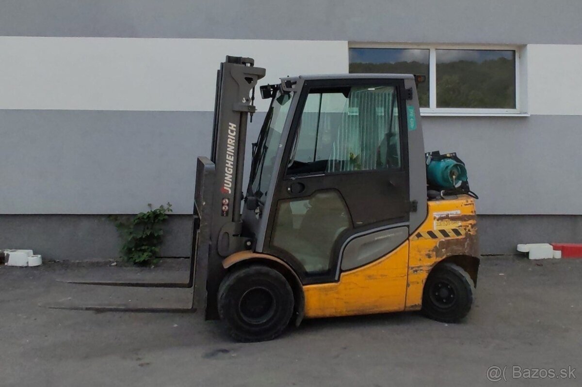 Plynovy VZV Jungheinrich TFG 430s