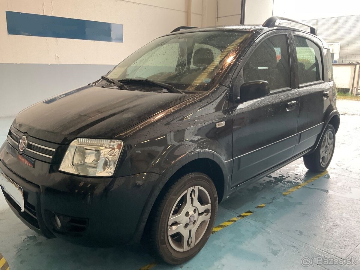 Fiat Panda 1,2 CNG, Climbing 4x2, Klíma