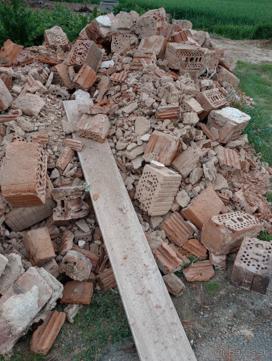 Stavebný materiál na zasyp