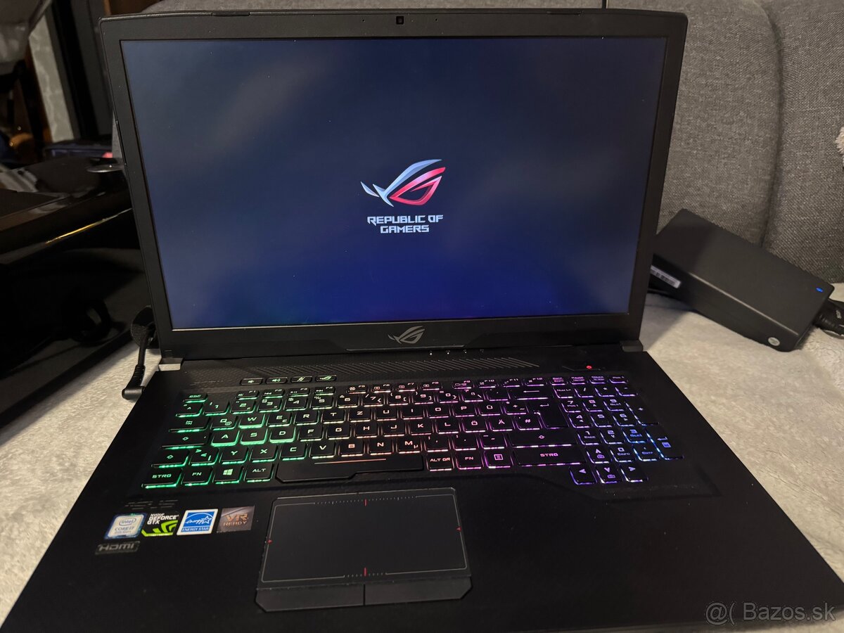 Asus ROG Strix Scar GL703 GM