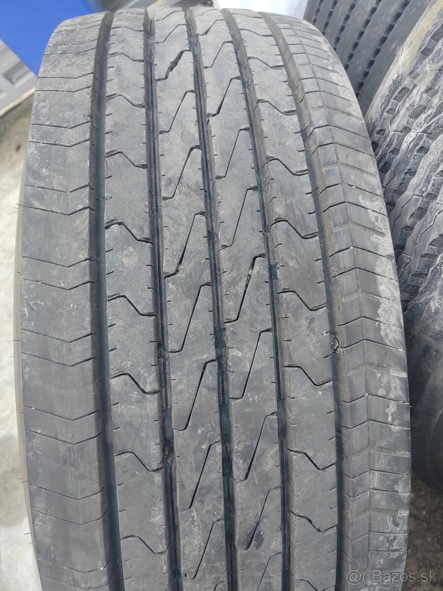 385/65 R22,5 SAVA AVANT 4 PLUS / KOMPLET