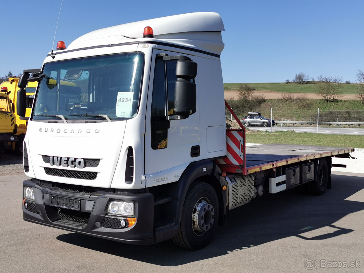 Prodám valník IVECO 150E 32 E6 speciál pro přepravu kontej.