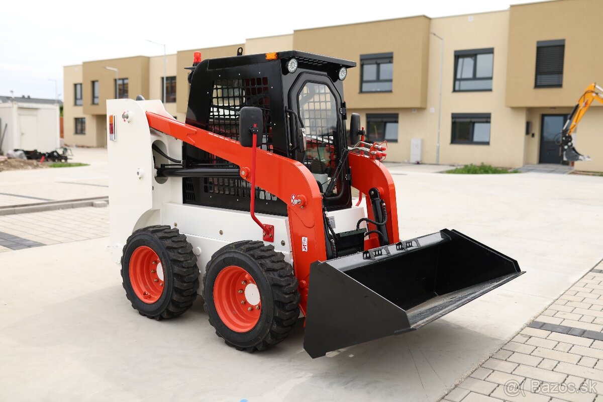 ŠMYKOM RIADENÝ NAKLADAČ FORTREX 45