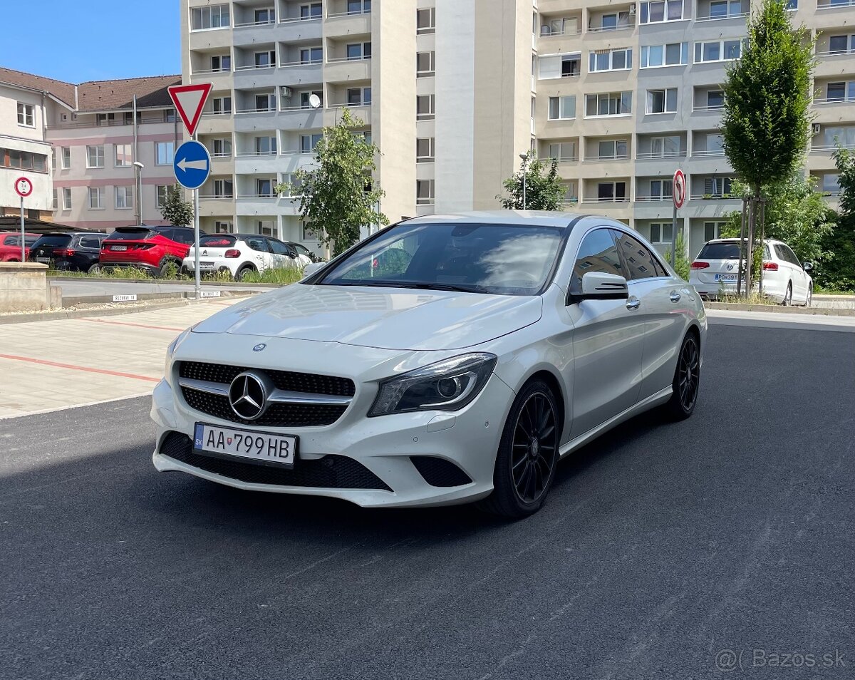 Mercedes Benz CLA 180