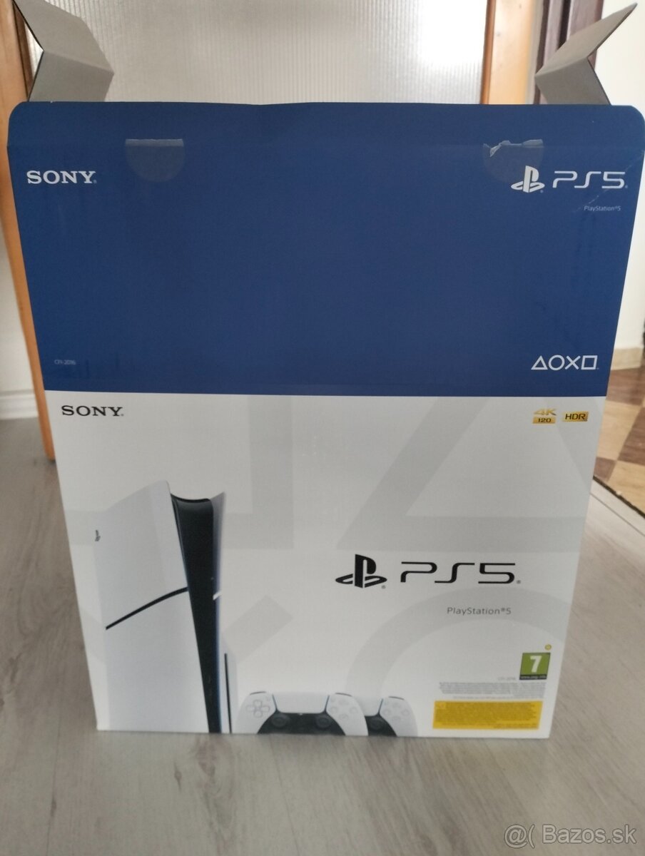 PlayStation 5 Slim + Extra DualSense controller