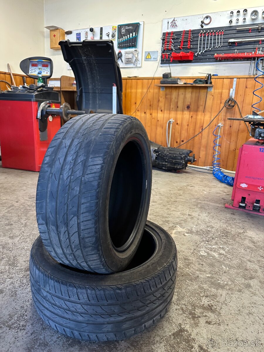 215/45 R16
