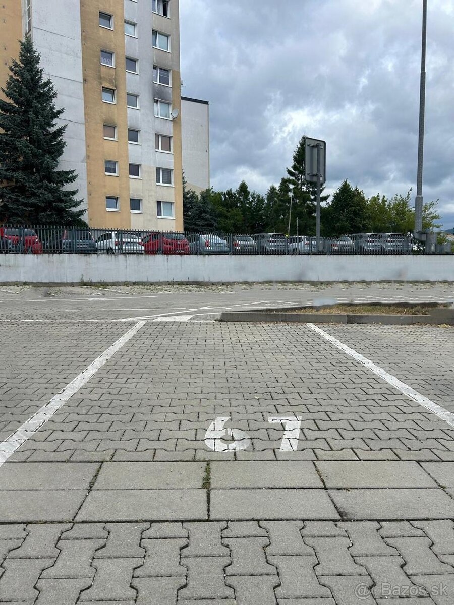 Exkluzívne na predaj parkovacie miesto na Tulskej ulici