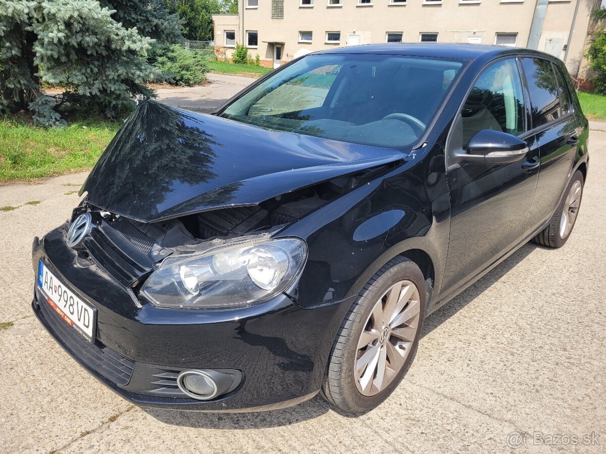 VW Golf 1.6 FSI 125tisíc km, 1. Majiteľ