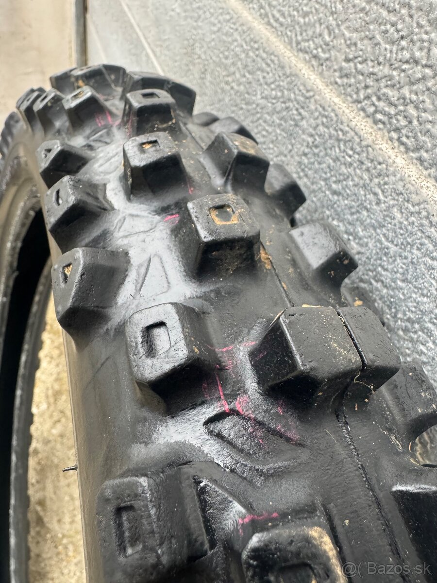 Pneumatika 80/100-21