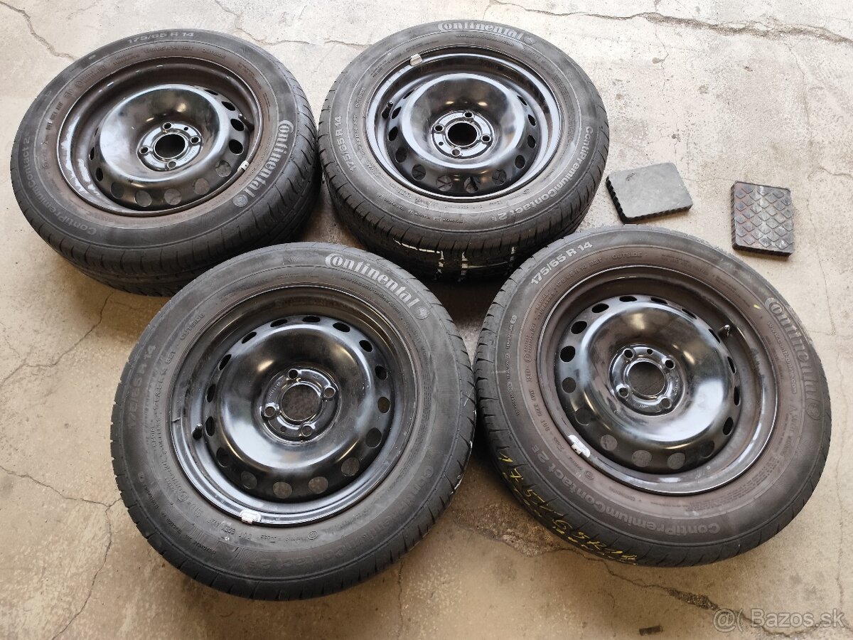 Sada renault Plechové disky+pneu 14"