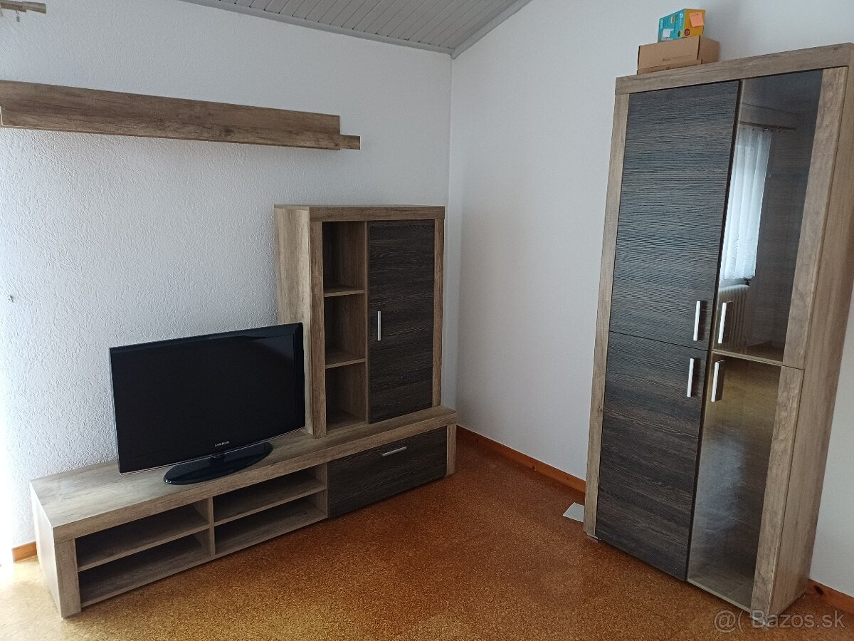 Obyvacia stena + jedalenská zostava