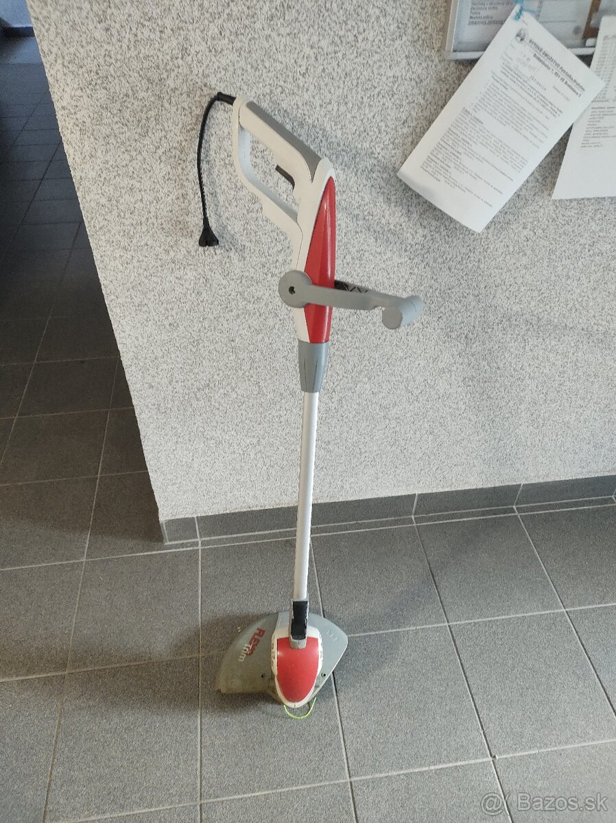 -1- Strunová kosačka IKRA RT 1530D 700W