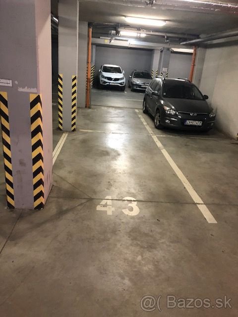 Parkovacie miesto Cube - Vlčince