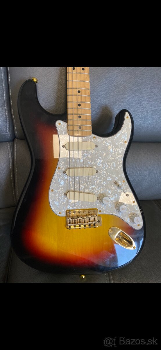 Fender strat japan