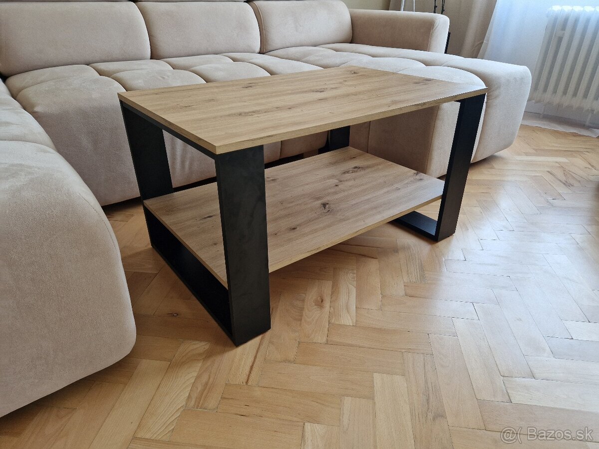 Konferencny stôl stolik