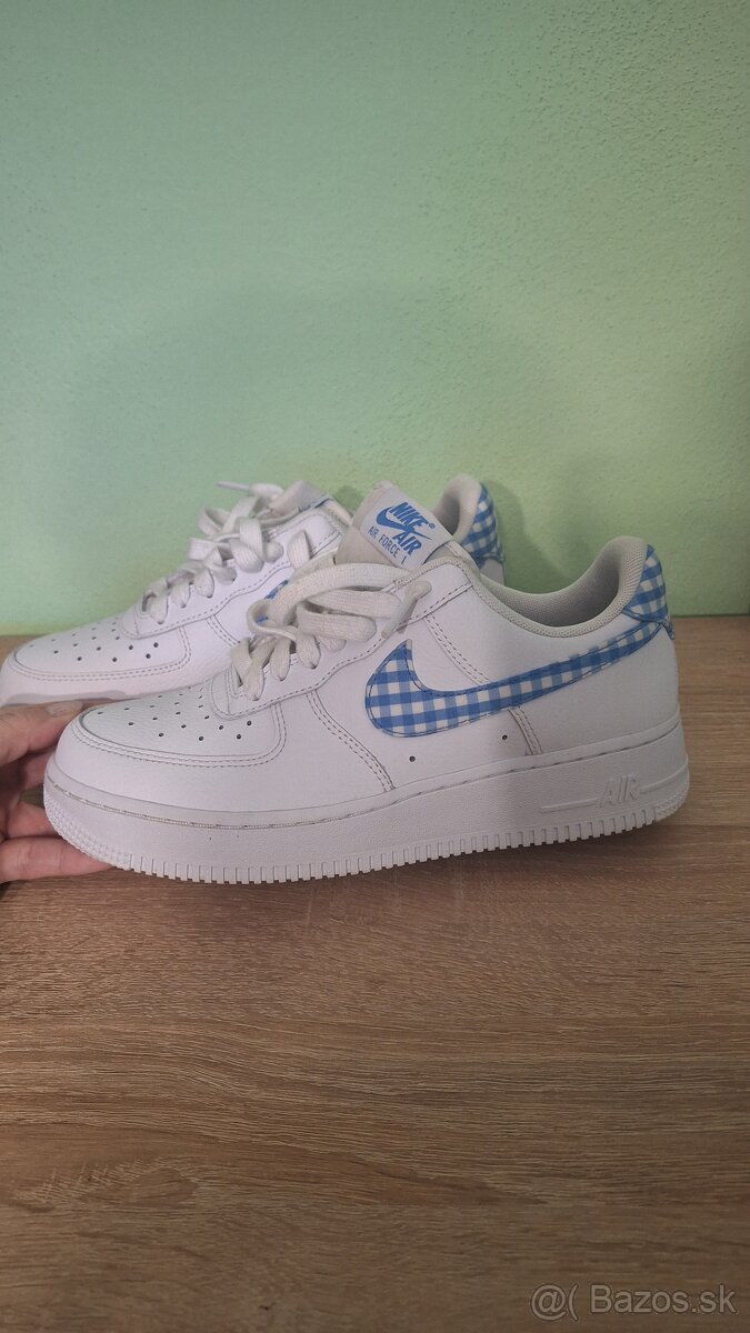 Nike air