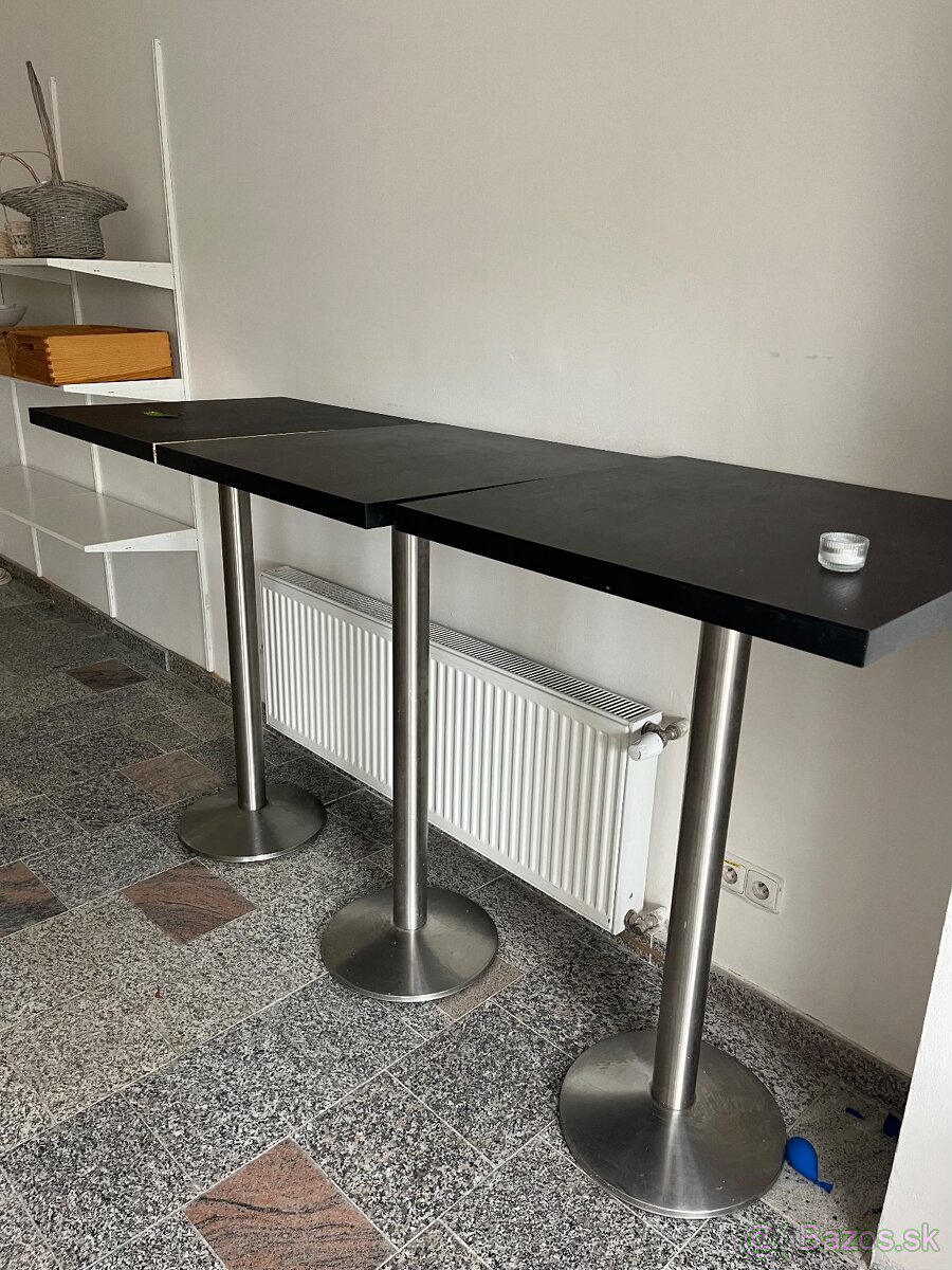 Barový stol