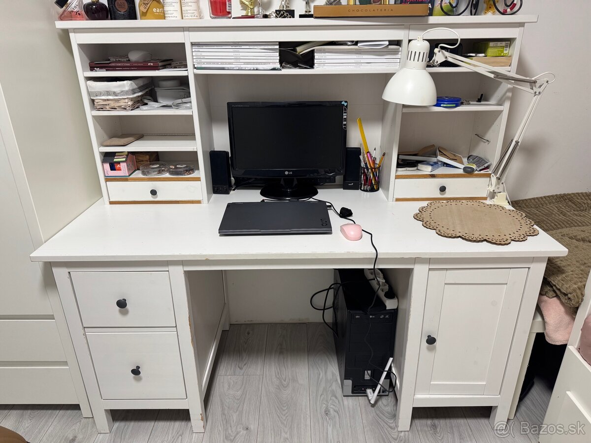 Hemnes písací stolík s nadstavcom