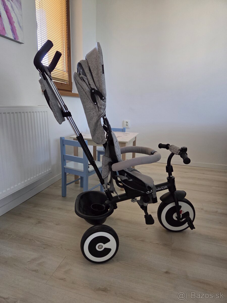 Kinderkraft Aston trojkolka