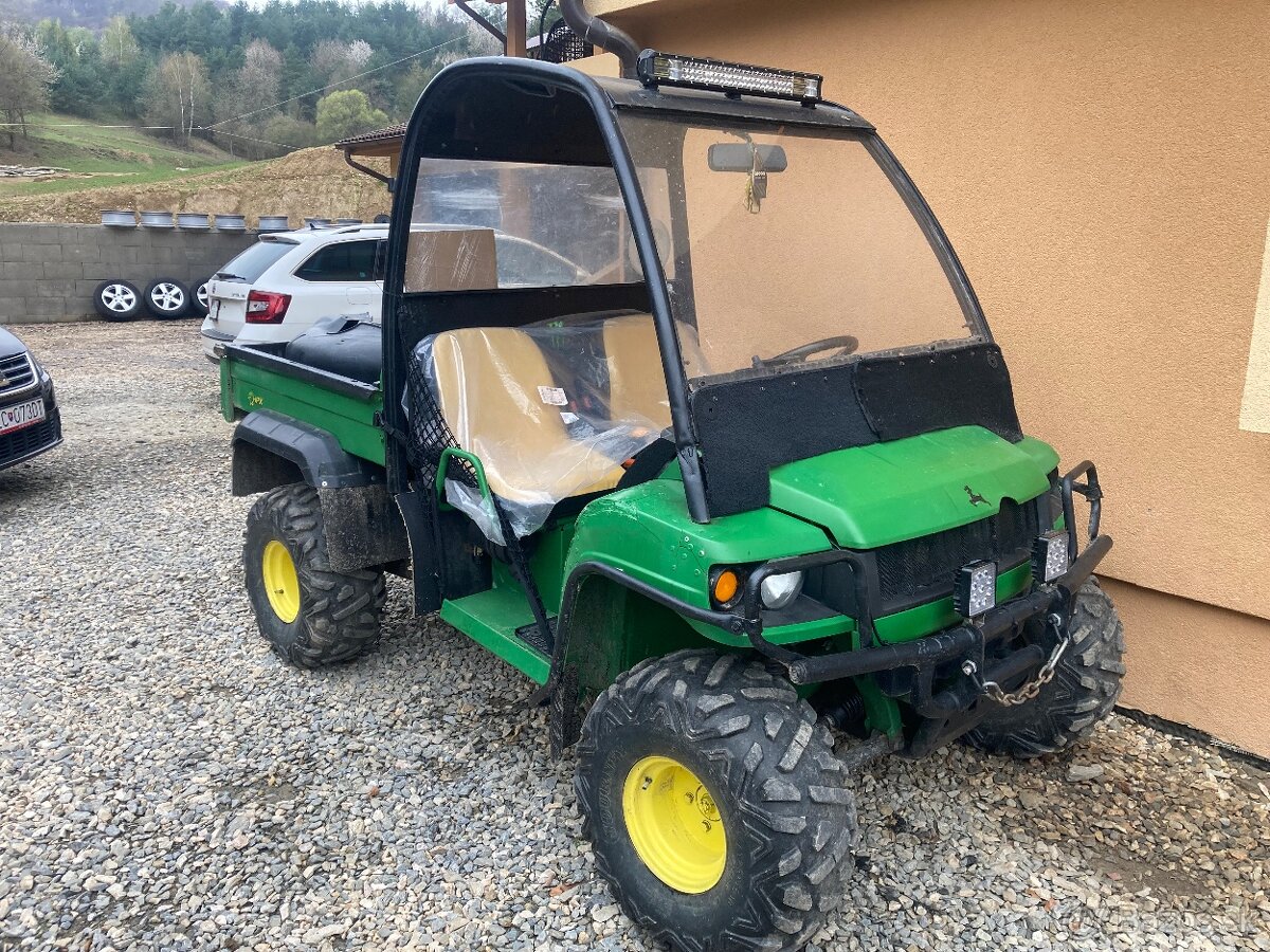 John Deere Gator 850d
