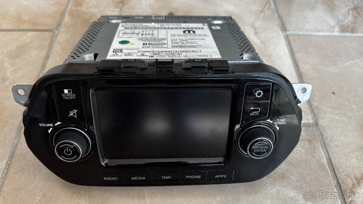 Predam originalne radio na Fiat Tipo