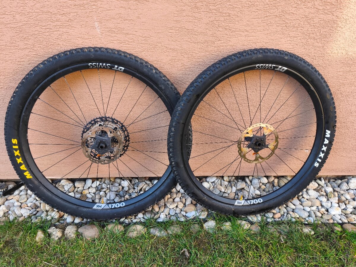 MTB zapletané kolesá DT Swiss XM 1700 Spline 29 Boost 30mm