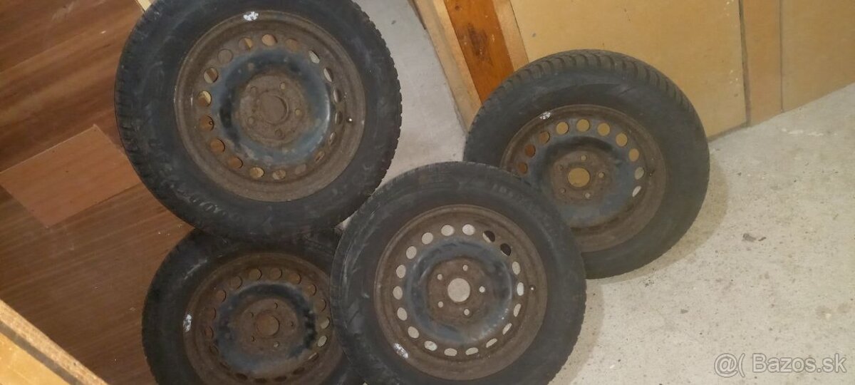 zimne pneu 195/65 R15 Goodyear
