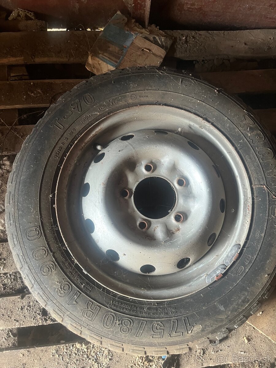 Koleso Lada Niva