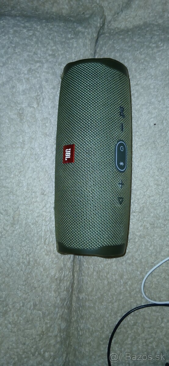 JBL Charge 4