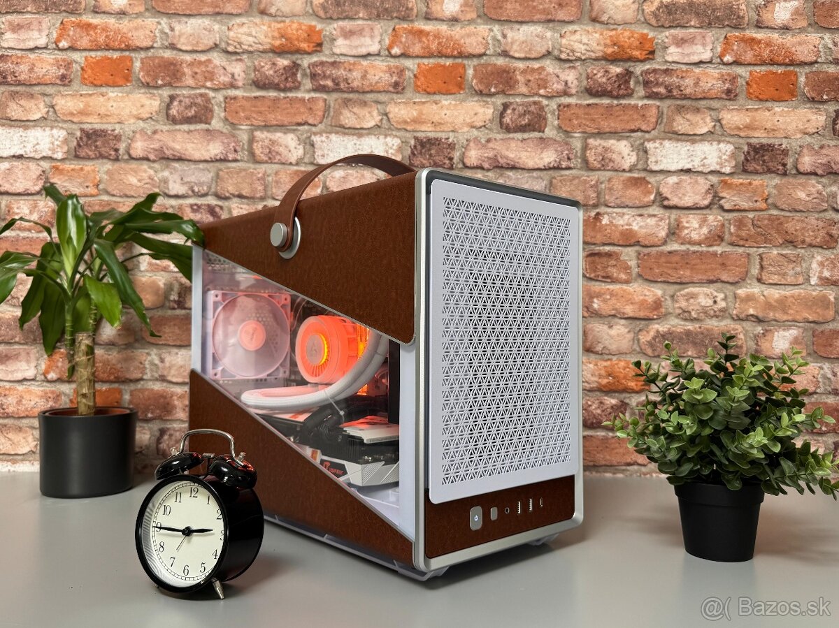 Ryzen 7 9800X3D\32GB\RTX 3080\SSD\850W Zdroj