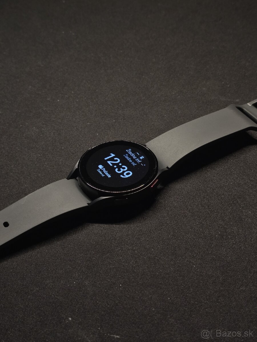 Samsung Galaxy Watch 5 LTE ( ako nové )