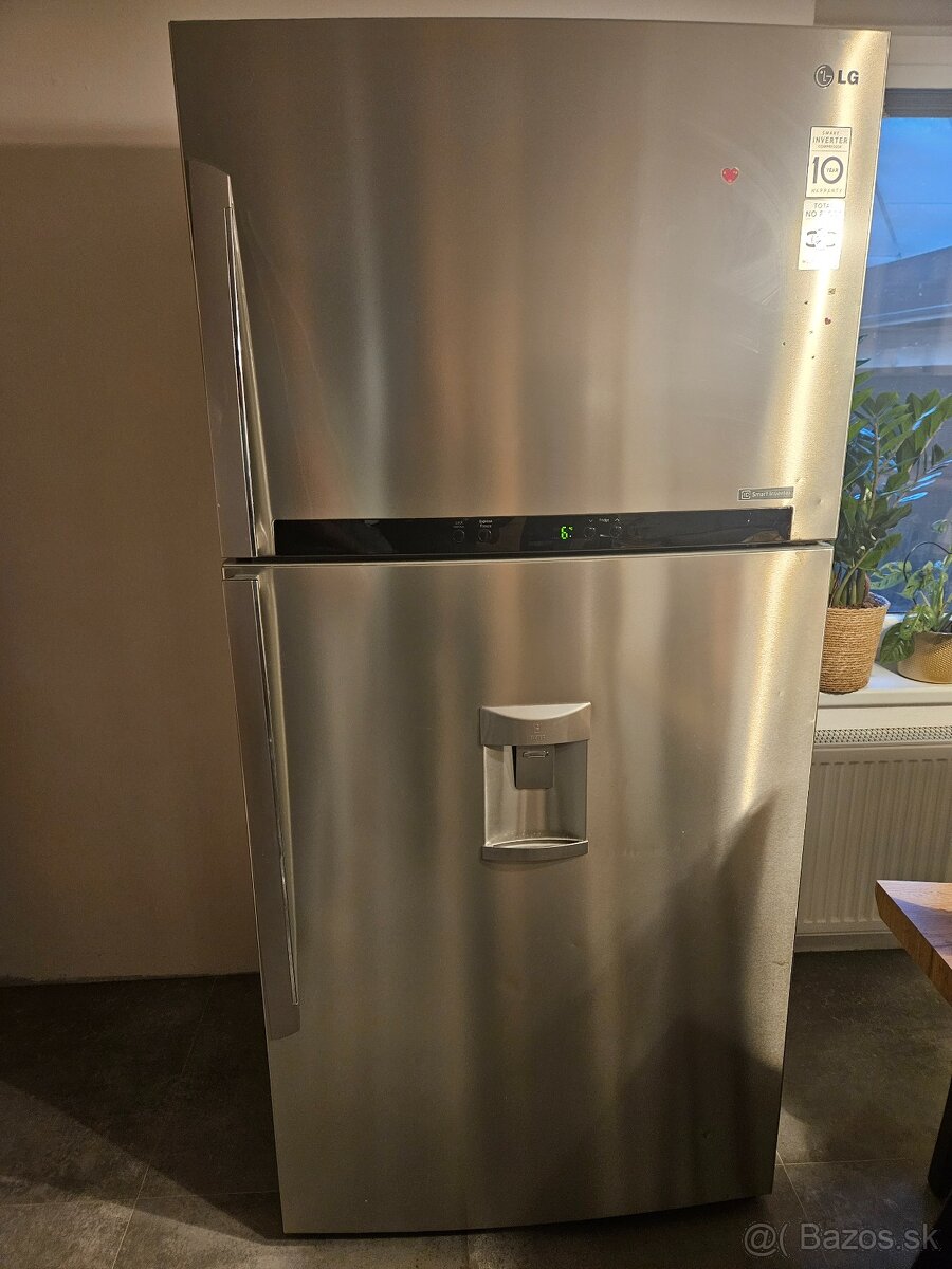 Chladnicka s mraznickou