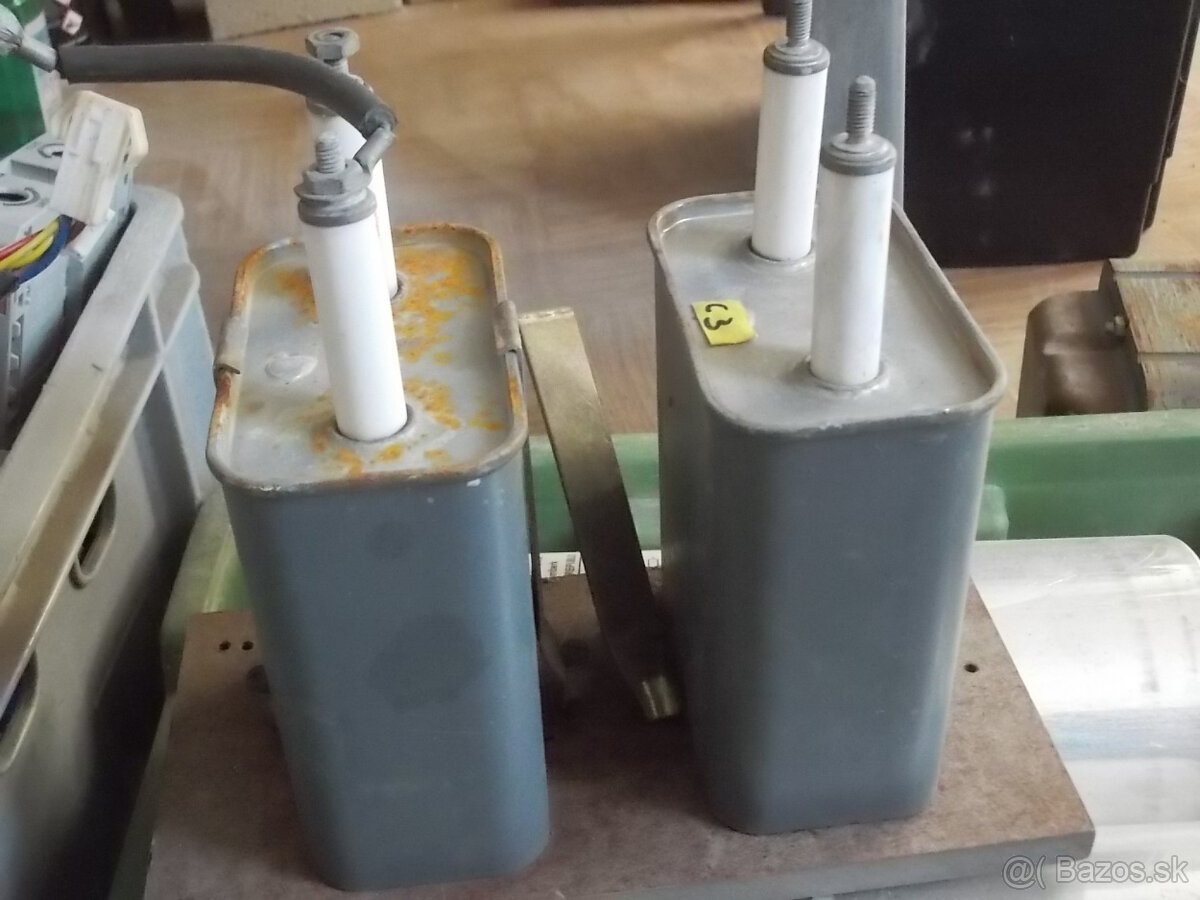 Pre experimenty s vysokym napatim.Tesla projekt?