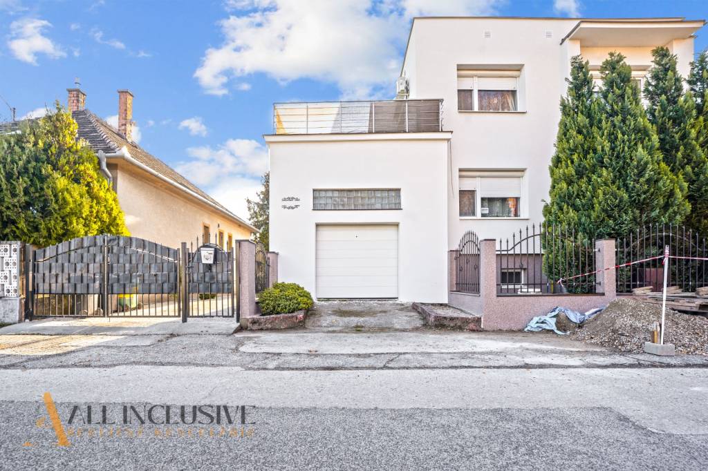 ALL INCLUSIVE | NA PREDAJ POSCHODOVÝ 5-IZBOVÝ RODINNÝ DOM, V