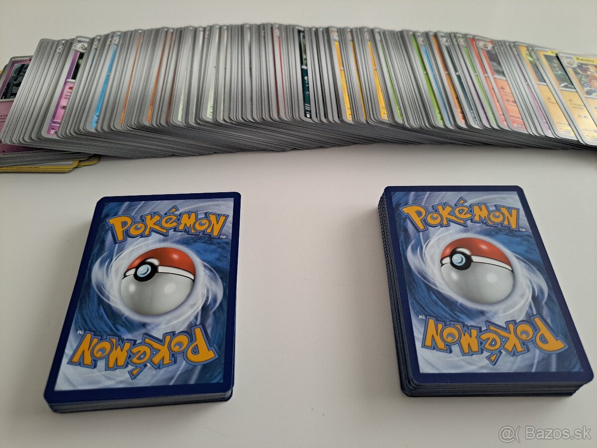 Kartičky pokémon 250ks