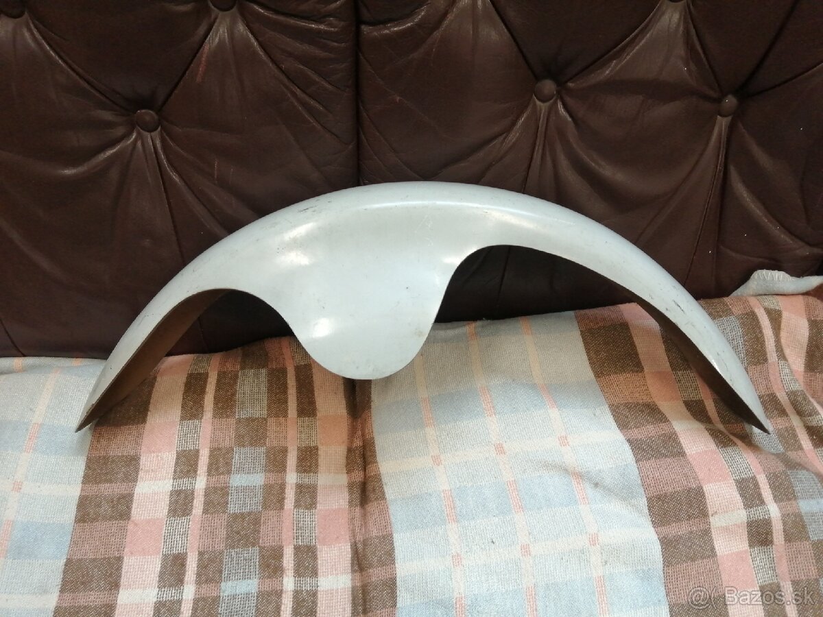 Harley Davidson predný blatník 21