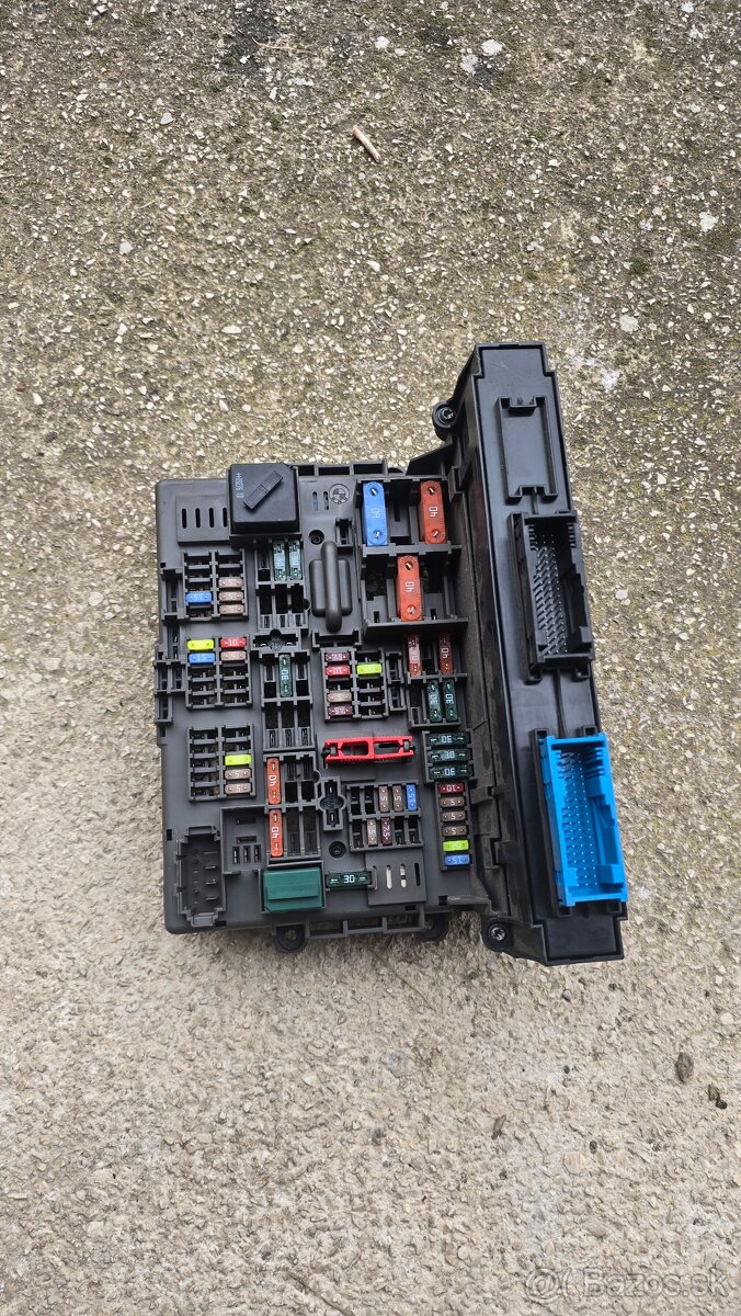 Bmw e90 poistkove skrinky