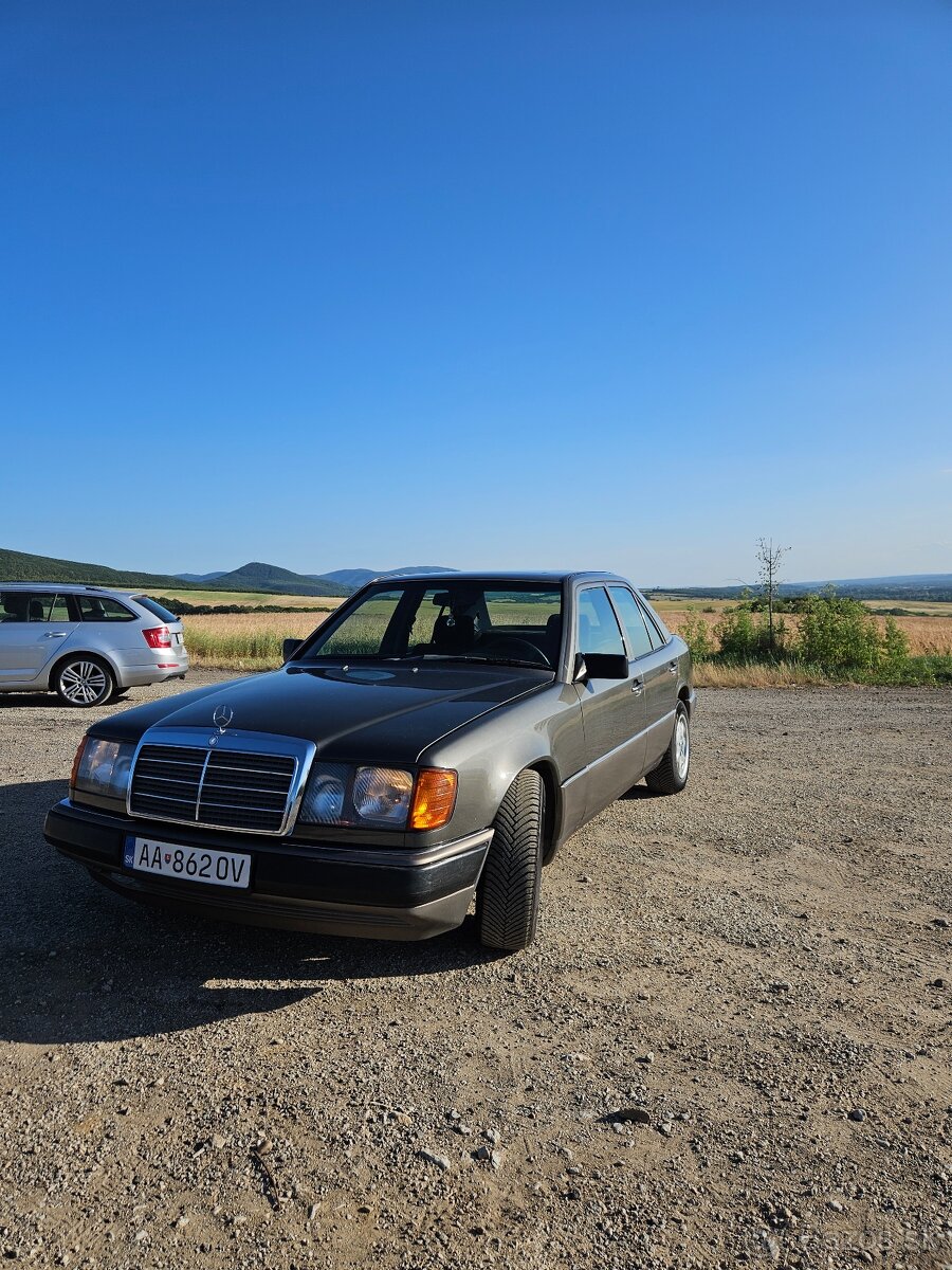 Mercedes W124