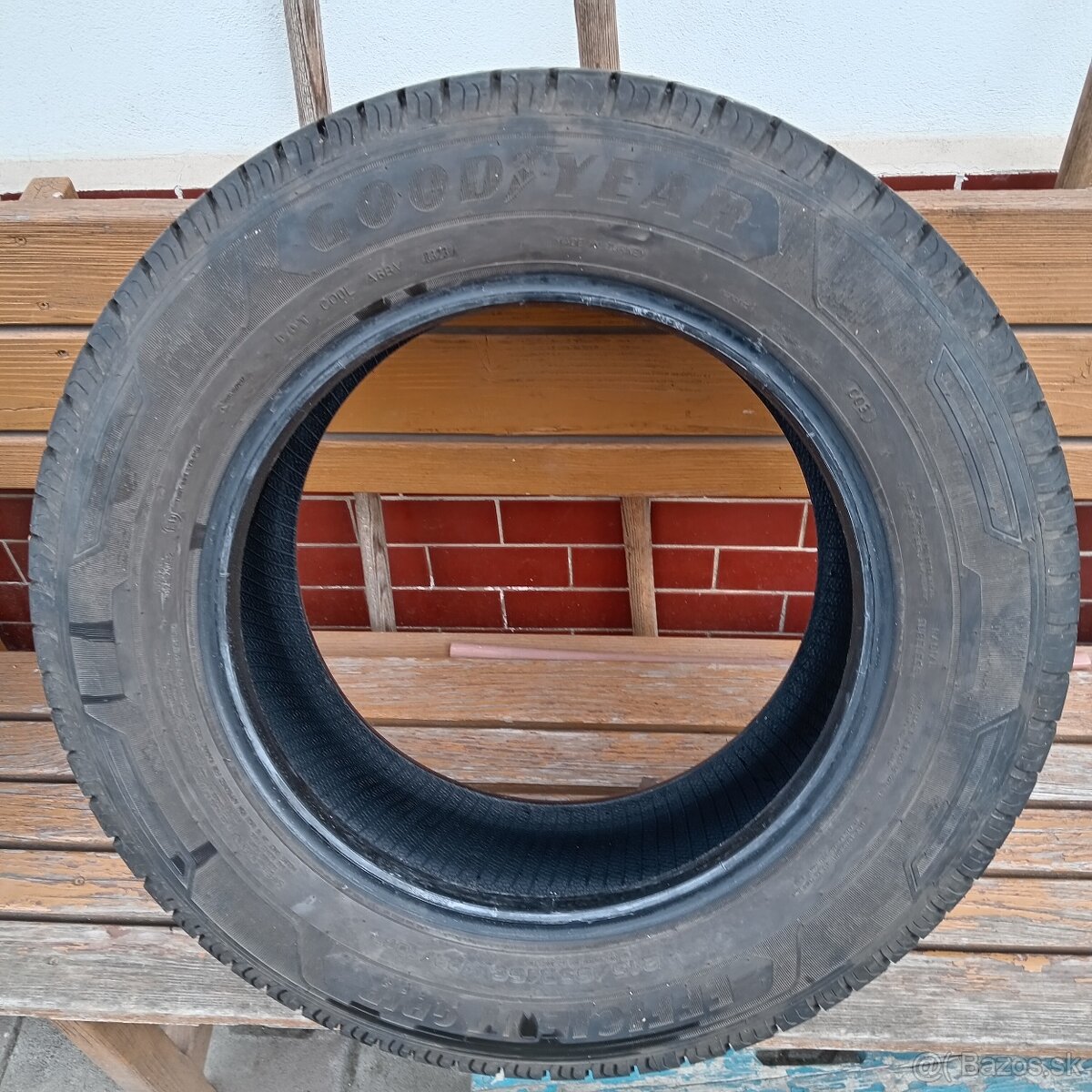 Letné pneu na dodávku GOODYEAR 215/65/R16 C