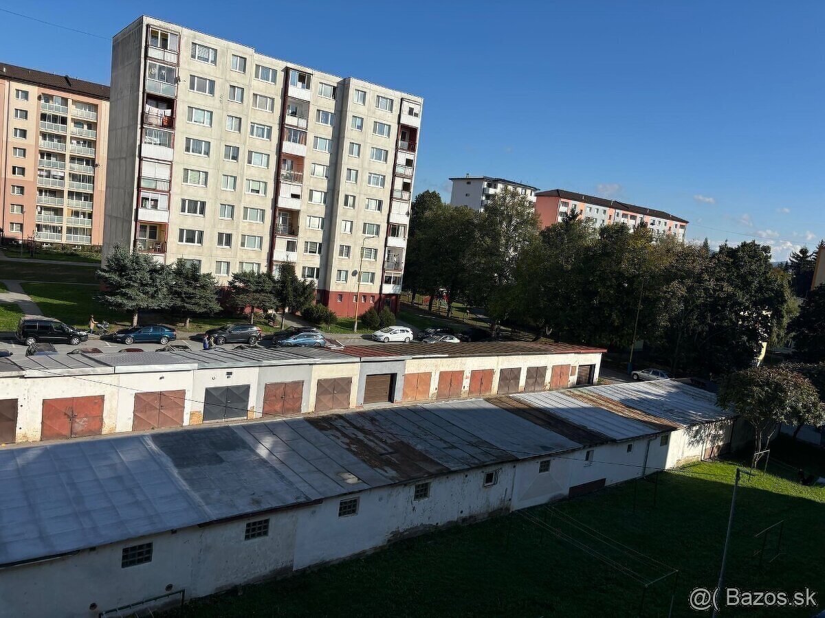 Garaž s elektrinou Stropkov centrum