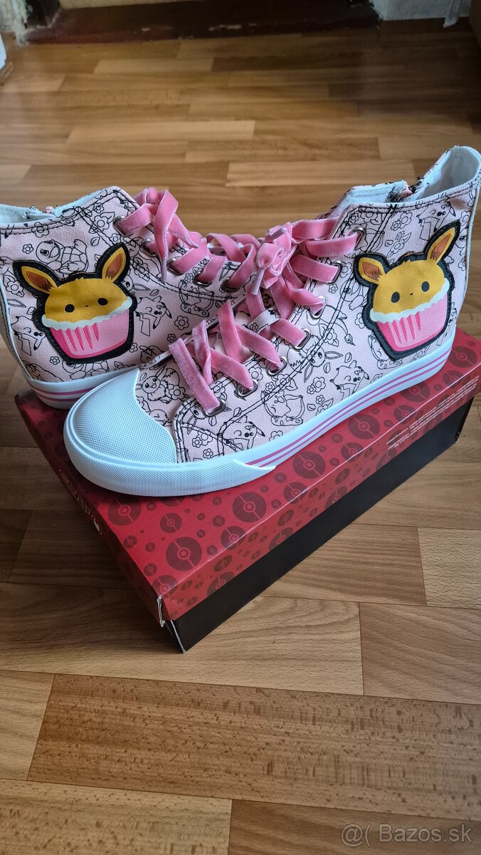 EMP Pokémon tenisky, velkost 42