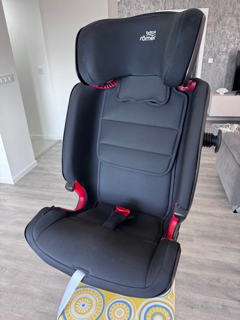 Autosedacka Britax romer advansafix IV R