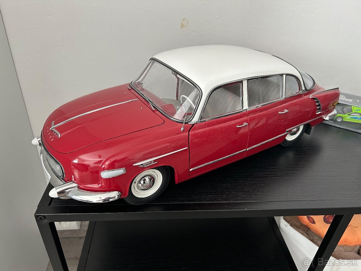 Tatra 603 1:8 DeAgostini