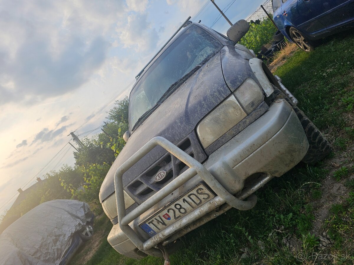 Predám Kia Sportage 2.0 benzin