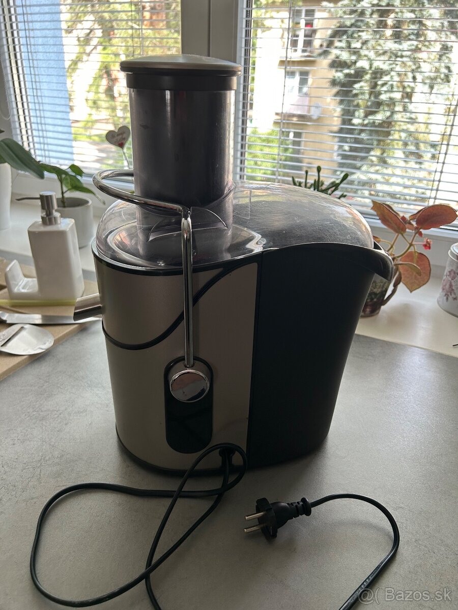 Na predaj odšťavovač zn.Tefal